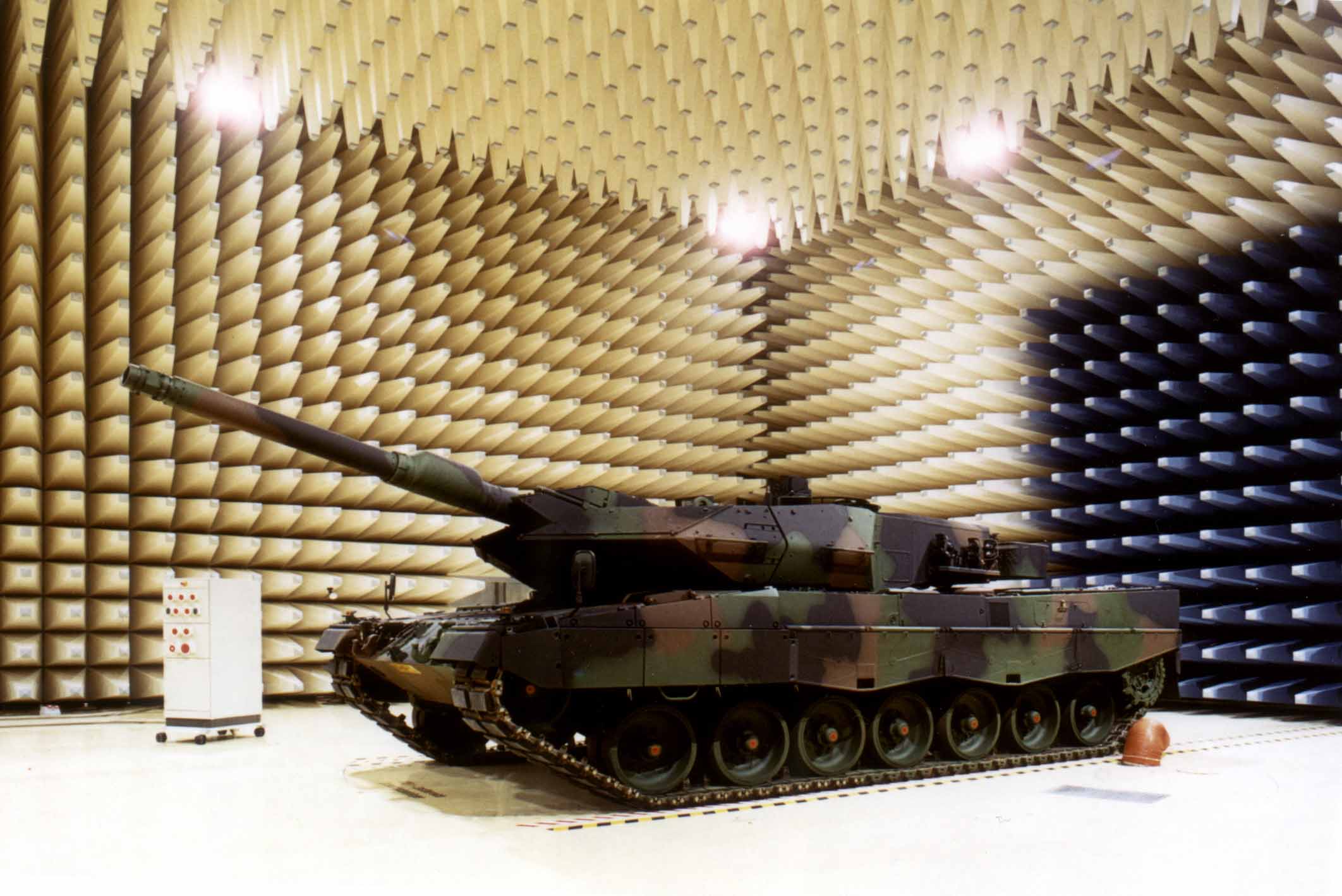 軍標(biāo)測試暗室